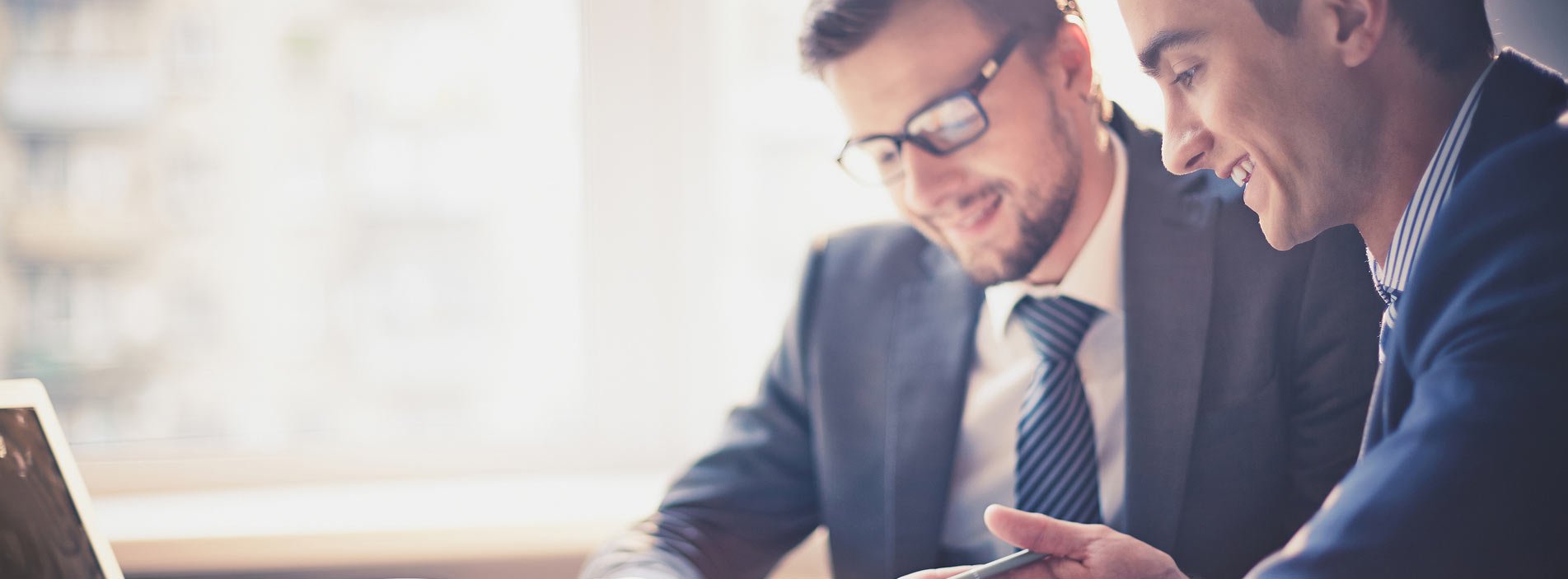 8 Key Benefits of Using Technology in The Workplace | ETech 7